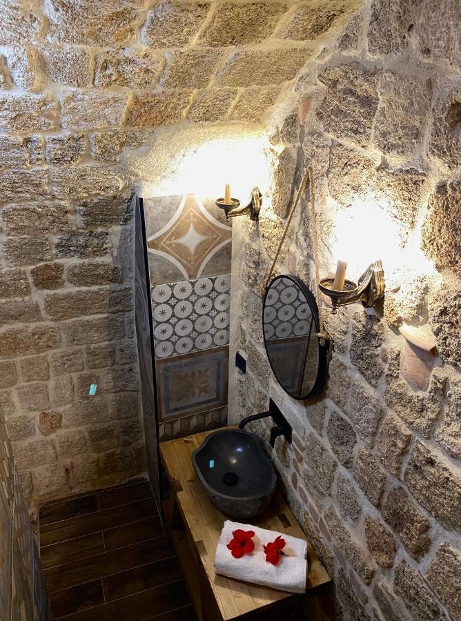 Stone Cave Suite Rhodes City Buitenkant foto